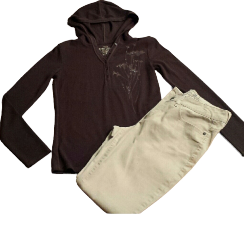Brown Thermal  Long Sleeve Hoodie w/ Some Bling sz Small